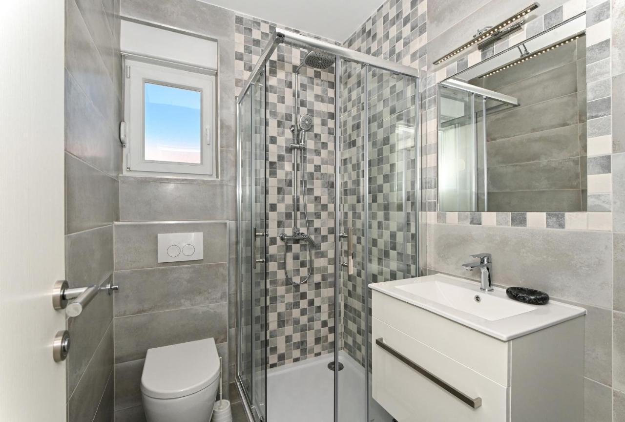 Luxury Apartment White Crystal คาชเตลา ภายนอก รูปภาพ
